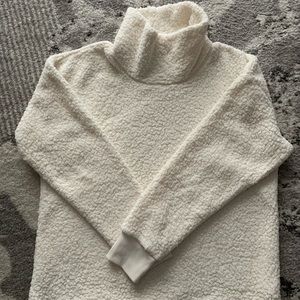 Sherpa sweater Large